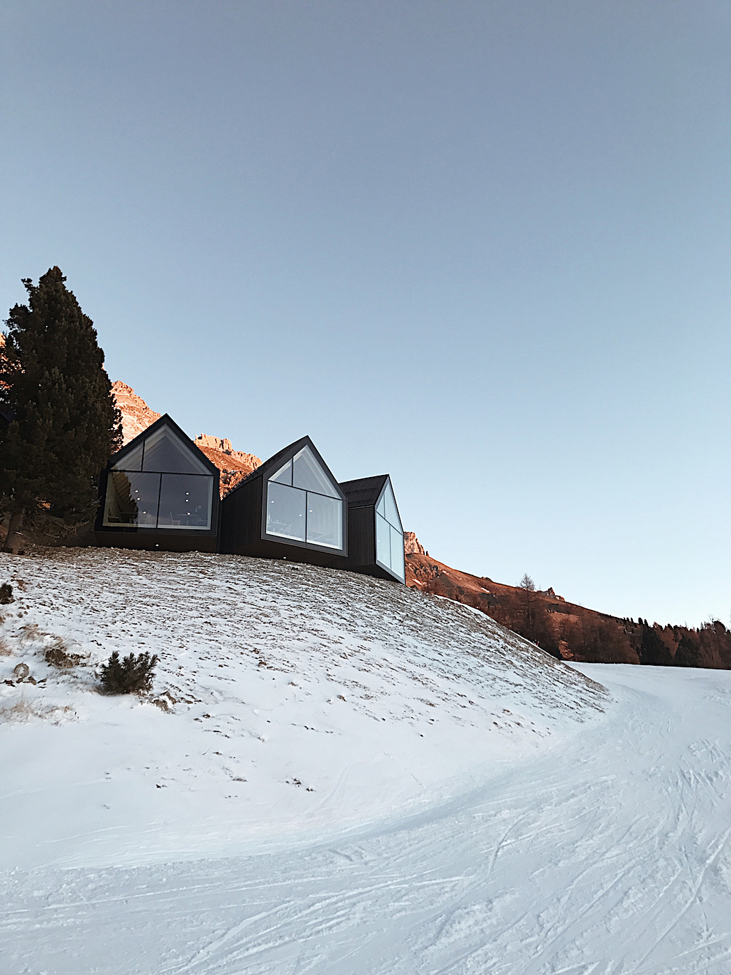 Neue Oberholz Hütte Obereggen _ new alpine hut oberggen _ winterholidays south tyrol - winterferien südtirol, obereggen, skifahren obereggen, skicenter latemar pampeago _ mayerl alm