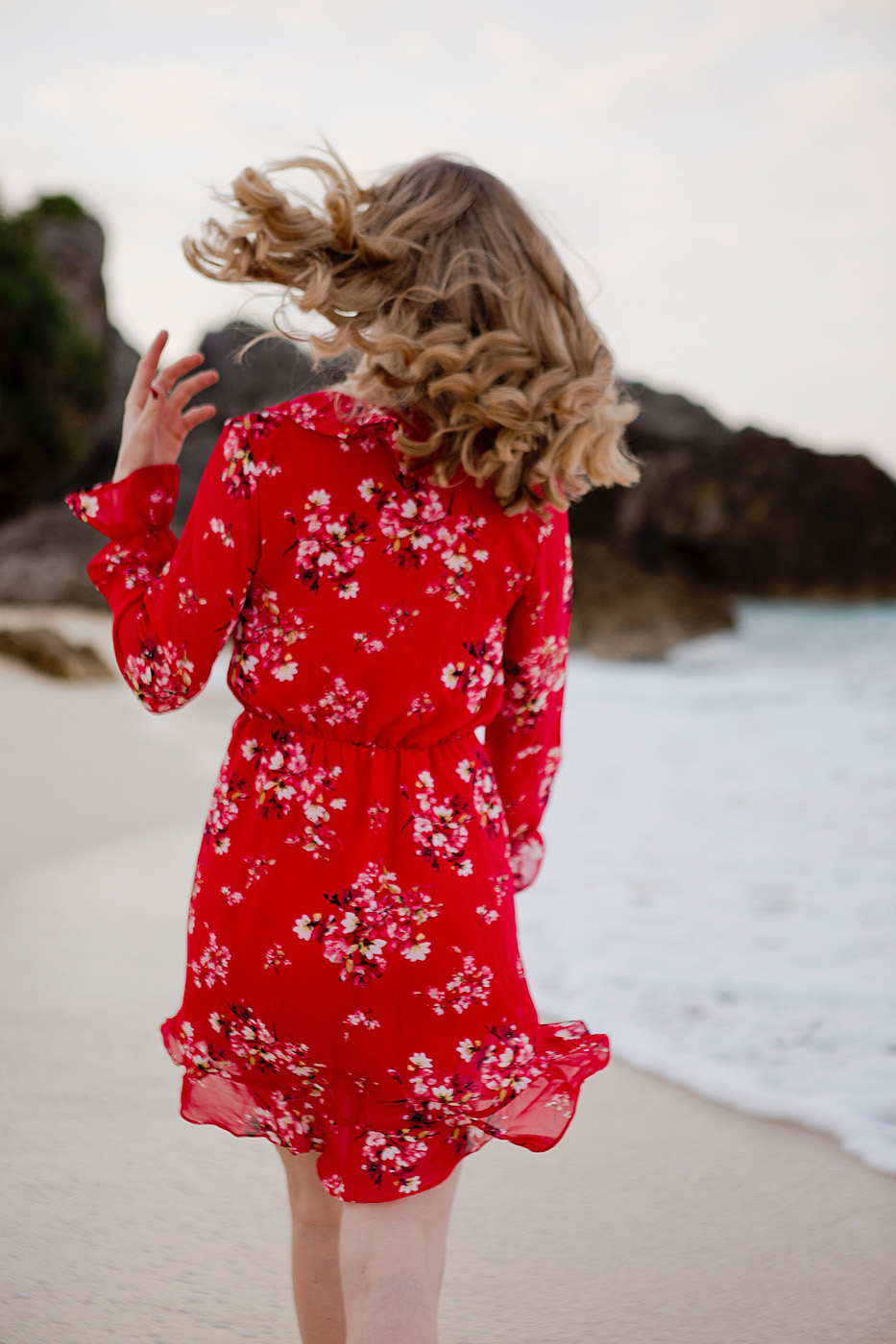 the golden bun - statement earrings, red flower chiffon dress H&M _ okinawa beach