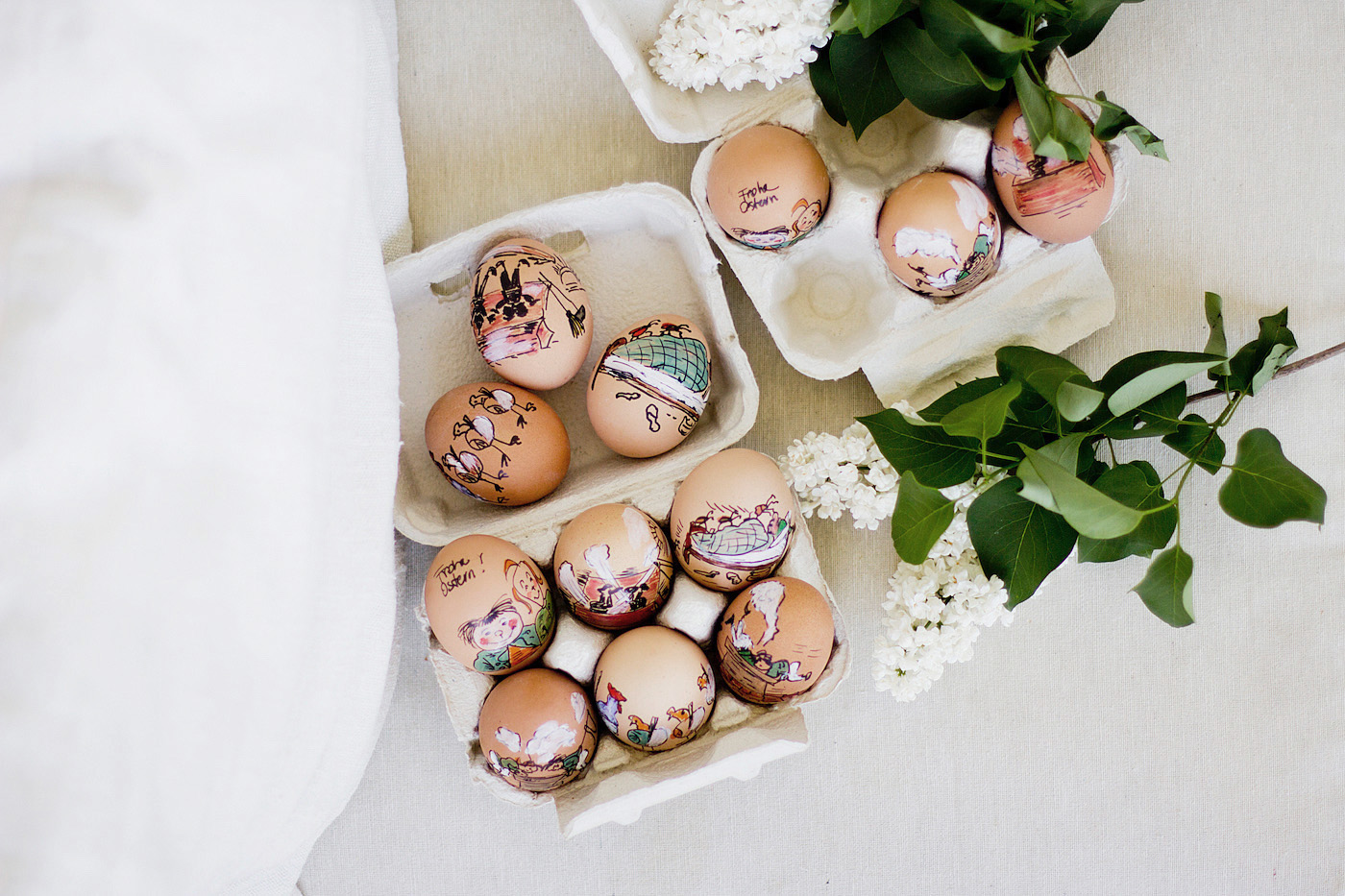 www.thegoldenbun - oster eier bemalen - easter egg painting ideas