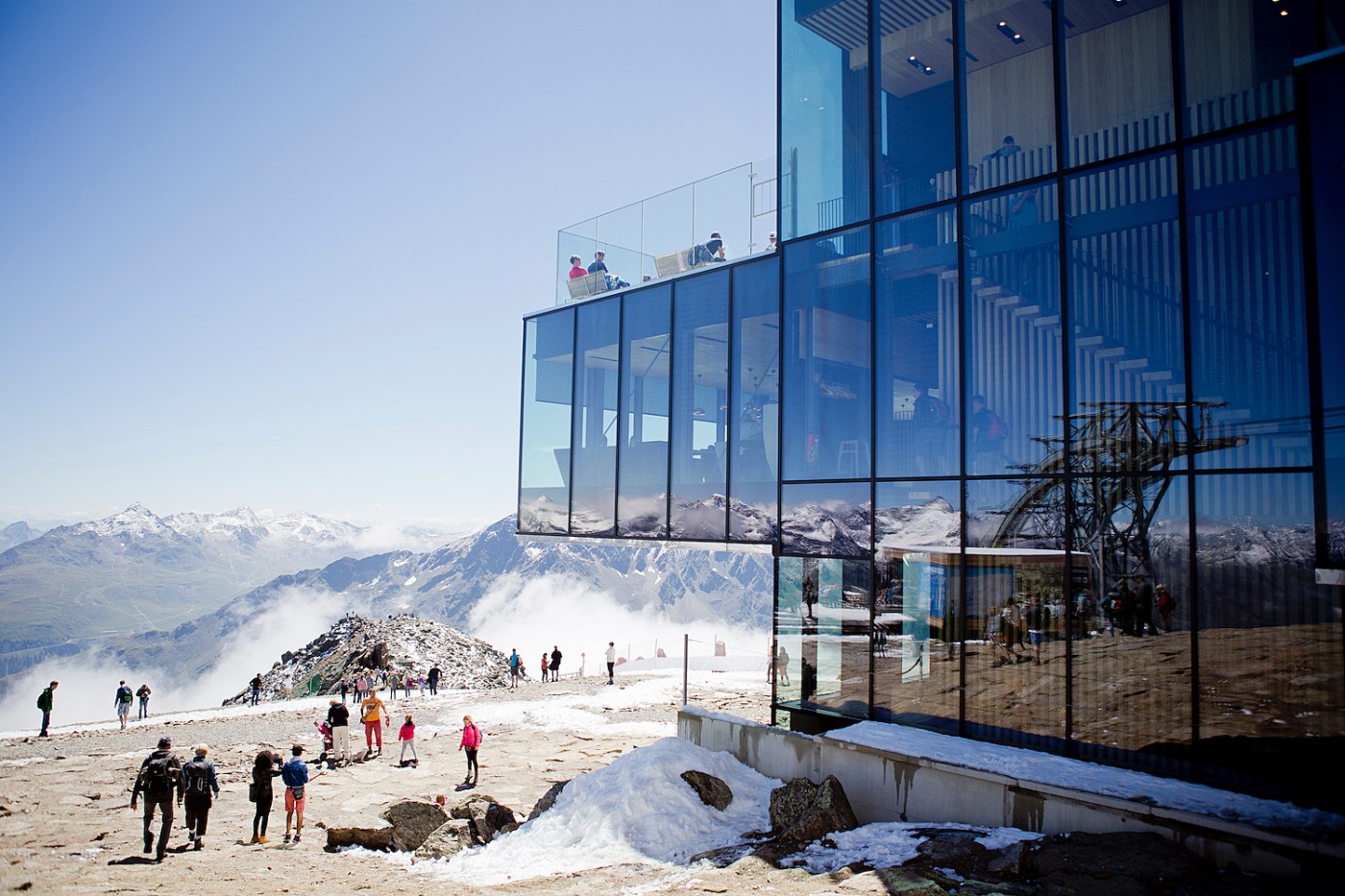On James Bond’s trails and a gourmet lunch at ice Q