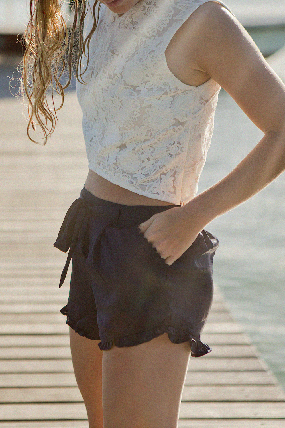 Summer shorts with frills & crop top / how to combine a crop top