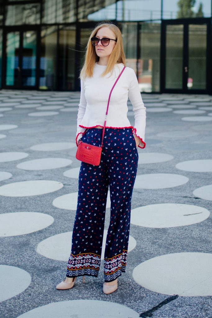 H&M Palazzo Pants, rote Tasche, summer look wide legged pants