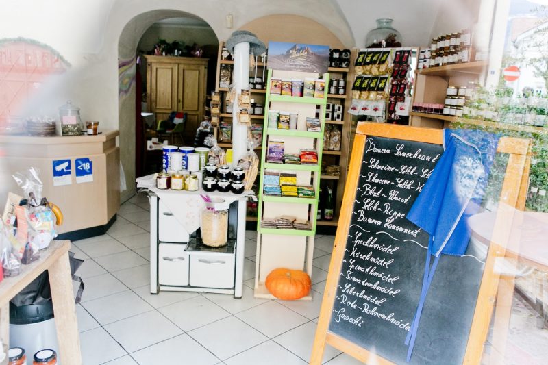 Visit Lana Ferienregion Südtirol Winterurlaub Weihnachtsmarkt Lana | www.thegoldenbun.com