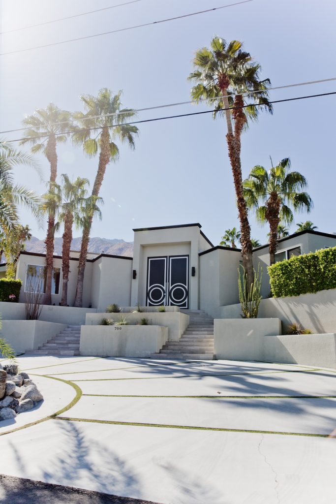 Palm Springs California Kalifornien 2 days itinerary where to stay art architecture | www.thegoldenbun.com